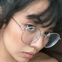 222trin Nude