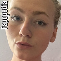 blondefeedee Nude