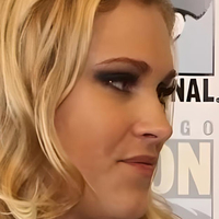 Eliza Taylor Nude