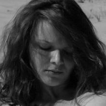 Ella Grin Nude