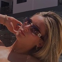 Emily Psarras Nude