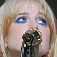 Hayley Williams Nude