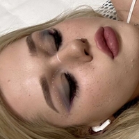 Julie Schöne Nude