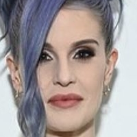 Kelly Osbourne Nude