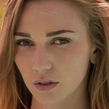 Kendra Sunderland Nude