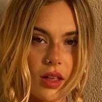 knifegrlfriend Nude