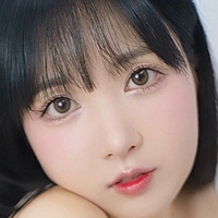 Lee Lyn Nude