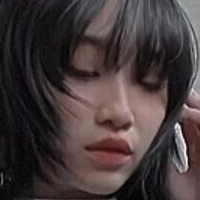 Leezi Nude