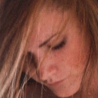 Maggie White Nude