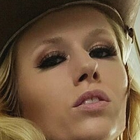 Michelle Moist Nude