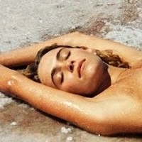 Nikki Hillier Nude