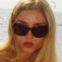 piccola.l Nude