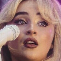 Sabrina Carpenter Nude