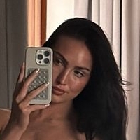 saveden Nude